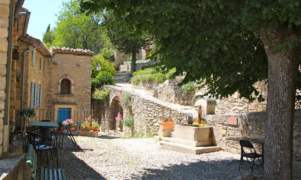 Chambres D'Hotes De L'Abbaye Montbrun-les-Bains Exterior foto