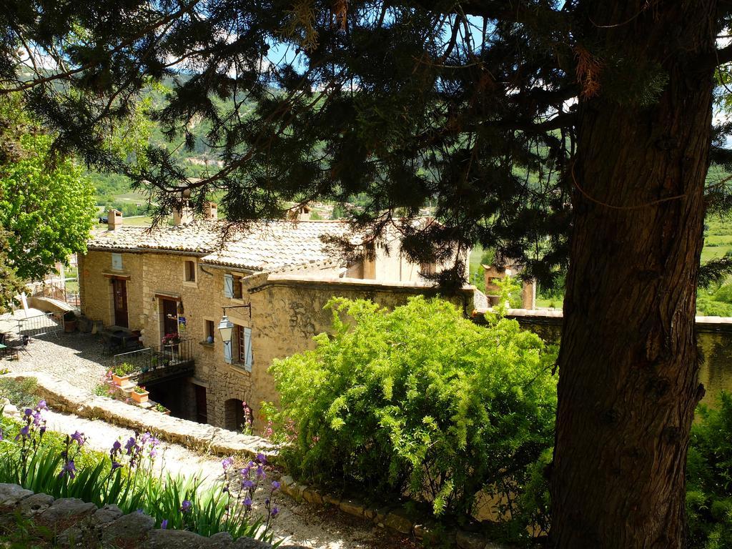 Chambres D'Hotes De L'Abbaye Montbrun-les-Bains Exterior foto